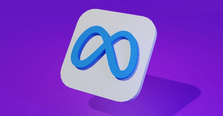 解放軍航母山東號穿越宮古海峽