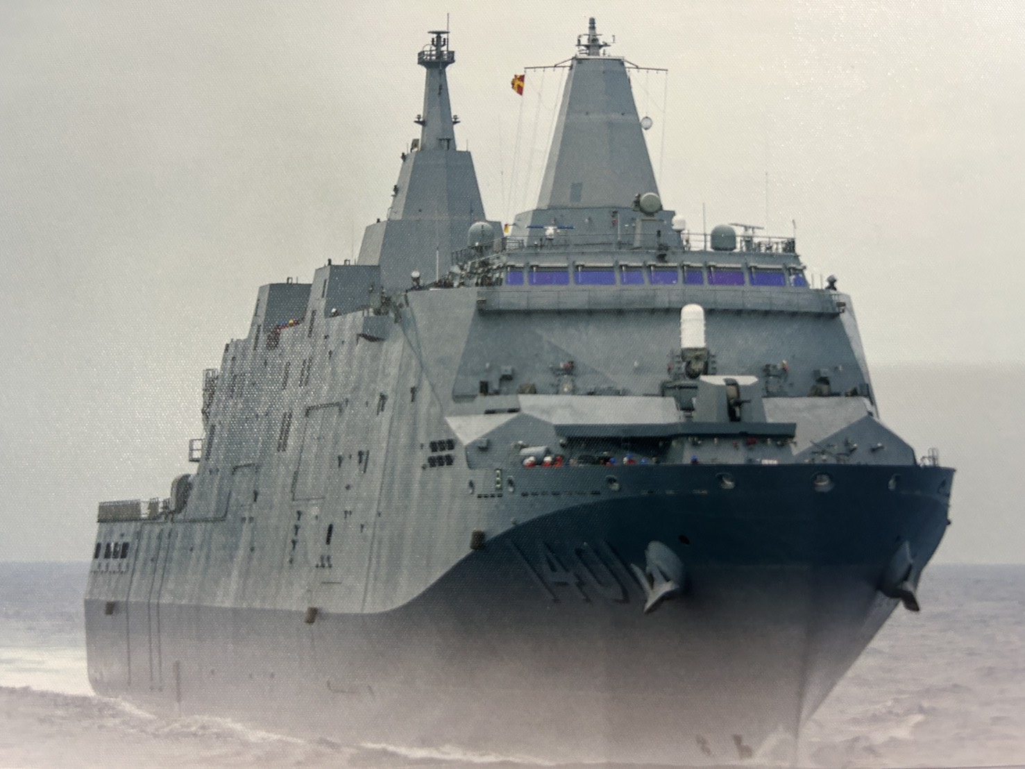 國造玉山級船塢運輸艦醫務室展現多功能