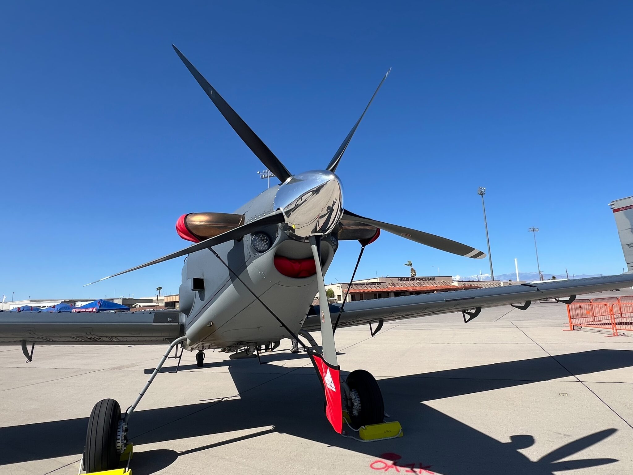 美國空軍發展OA-1K「天襲者II式」（Skyraider II）輕型攻擊偵察機