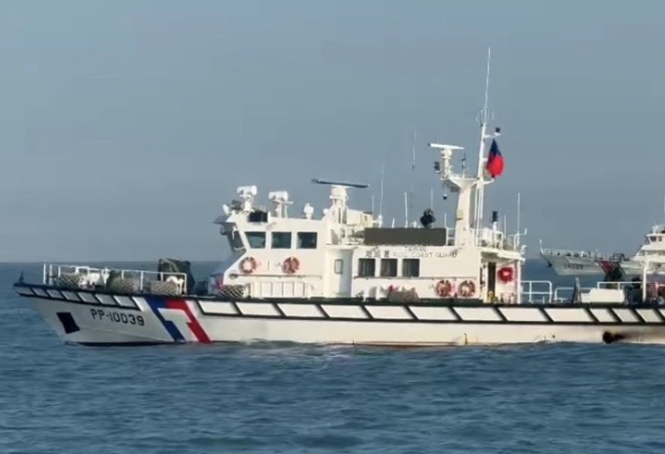 春節前夕金門水域險爆衝突 海巡署精準監偵強勢驅離中國海警船