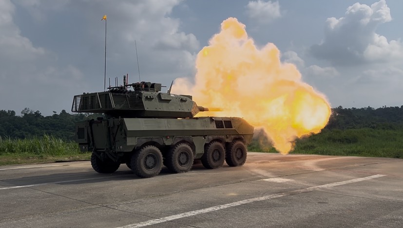 軍備局生產製造中心105 mm輪型戰車量產車型性能展示