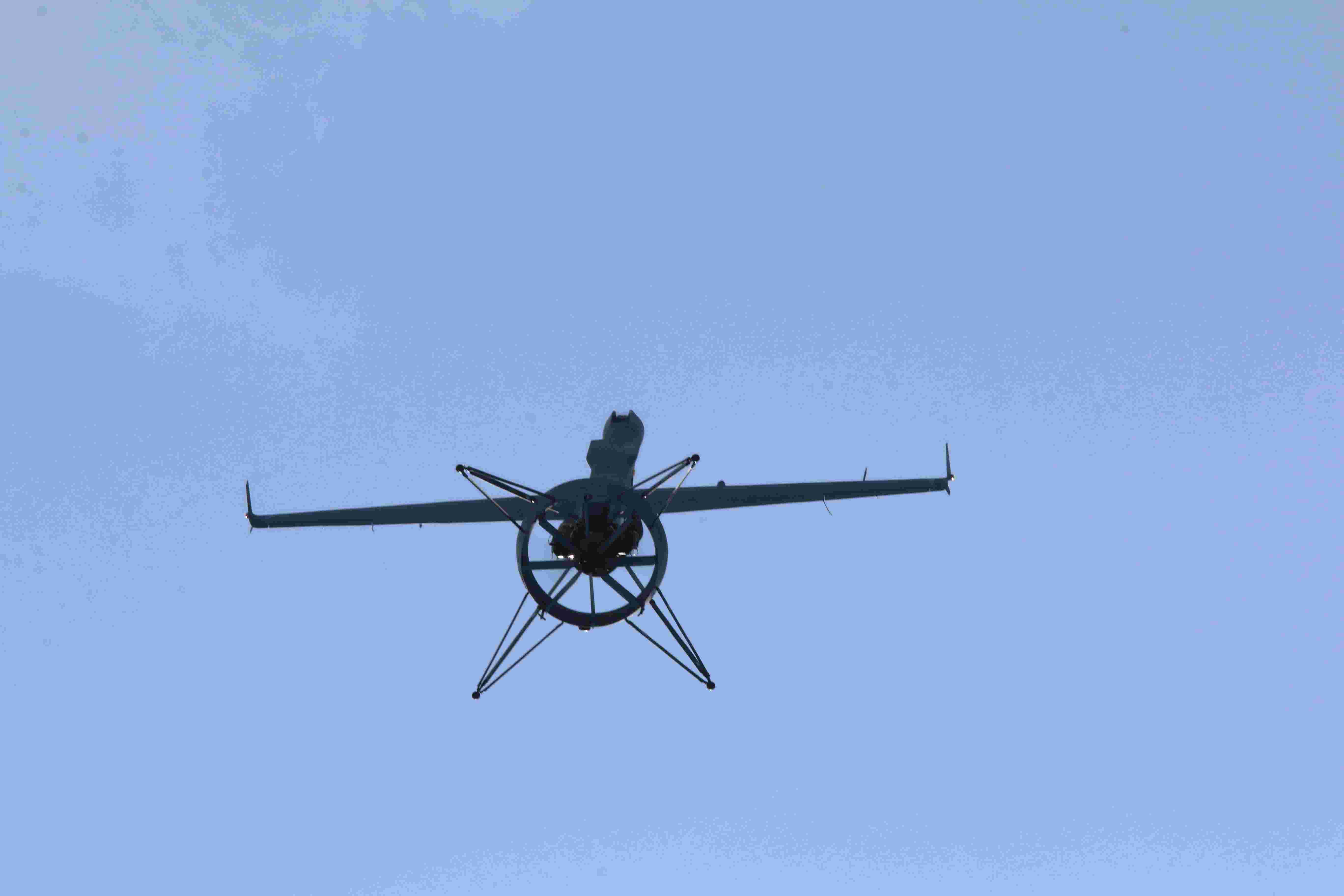 日本海上自衛隊MQ-35／V-BAT垂直起降無人機飛行動態展演