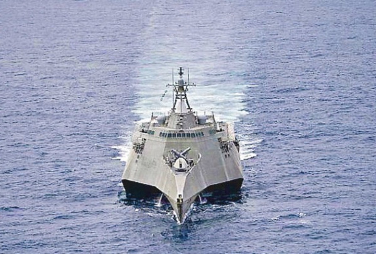 美濱海戰鬥艦出沒南沙仙賓礁海域 引起中共跟縱監視 